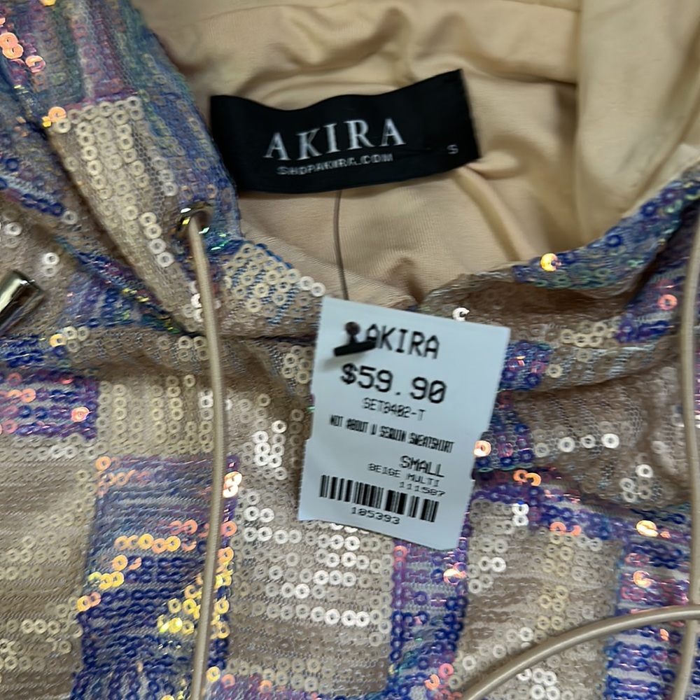 Akira sequin short set - Picture 5 of 5